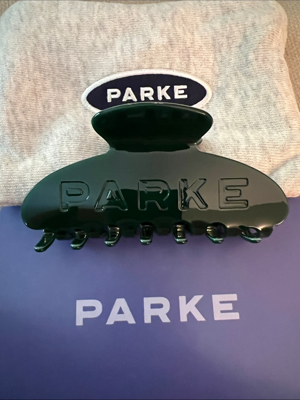 Parke Forest Dark Green Hair Claw Clip and Zip Pouch New In Bag NIB